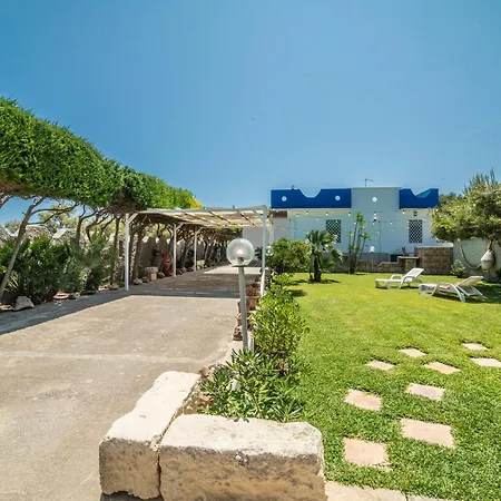 G&g On Sea Shore - Happy