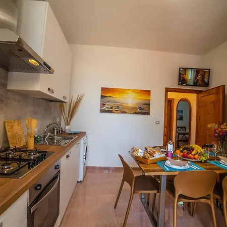 Apartment G&g On Sea Shore - Happy